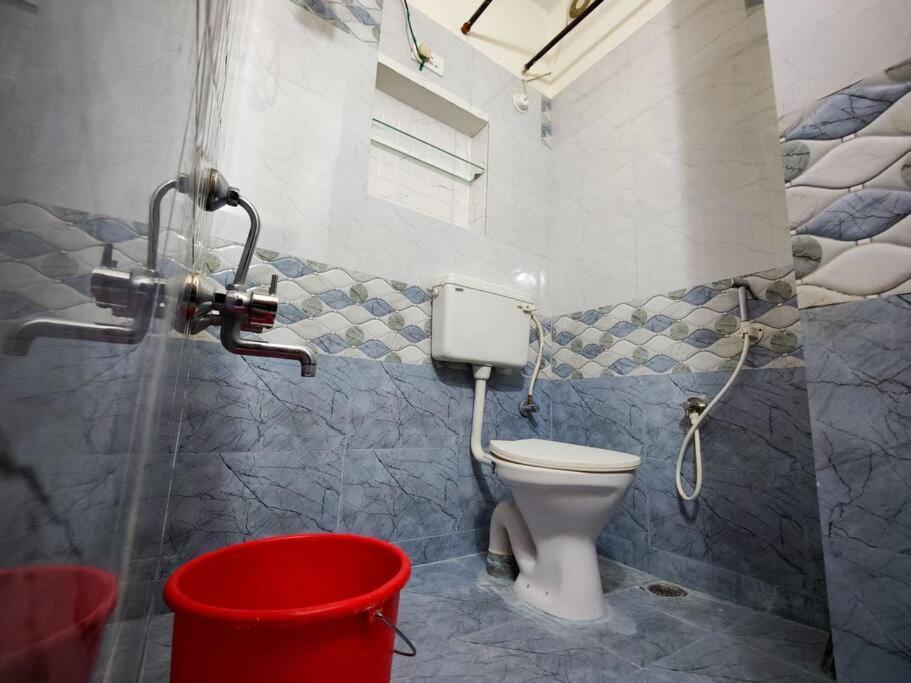Comfy 2-Bedroom House In Sanjaynagar, Bengaluru מראה חיצוני תמונה